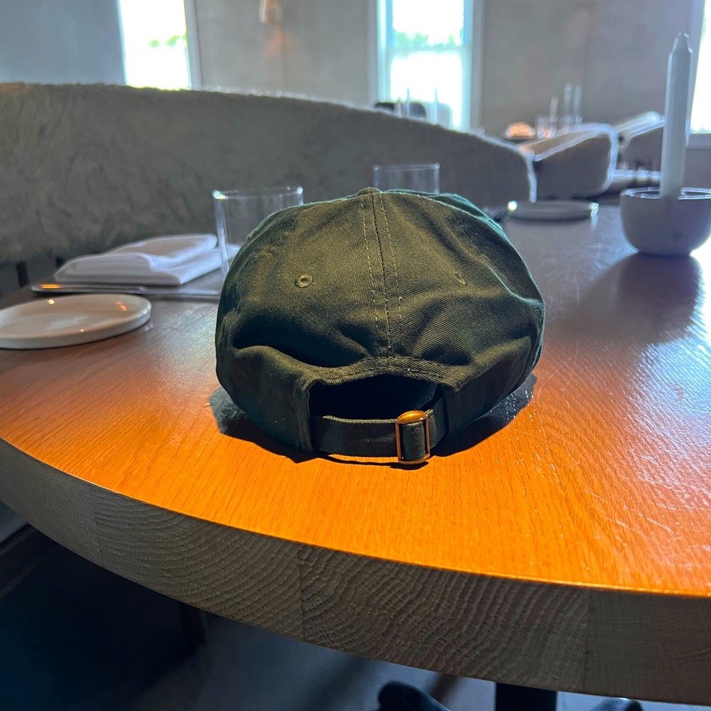 818 hat